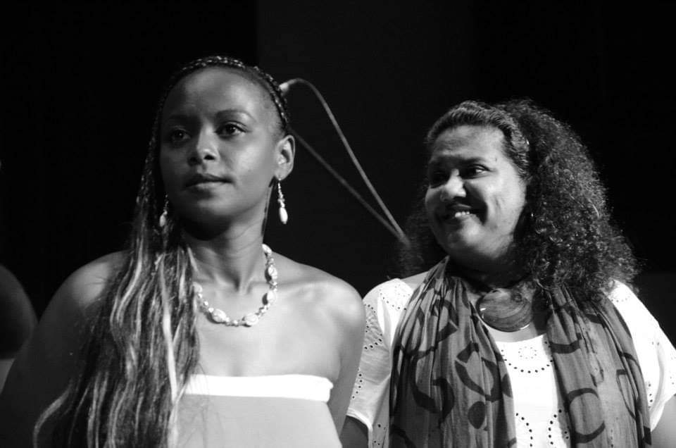 Performance Live